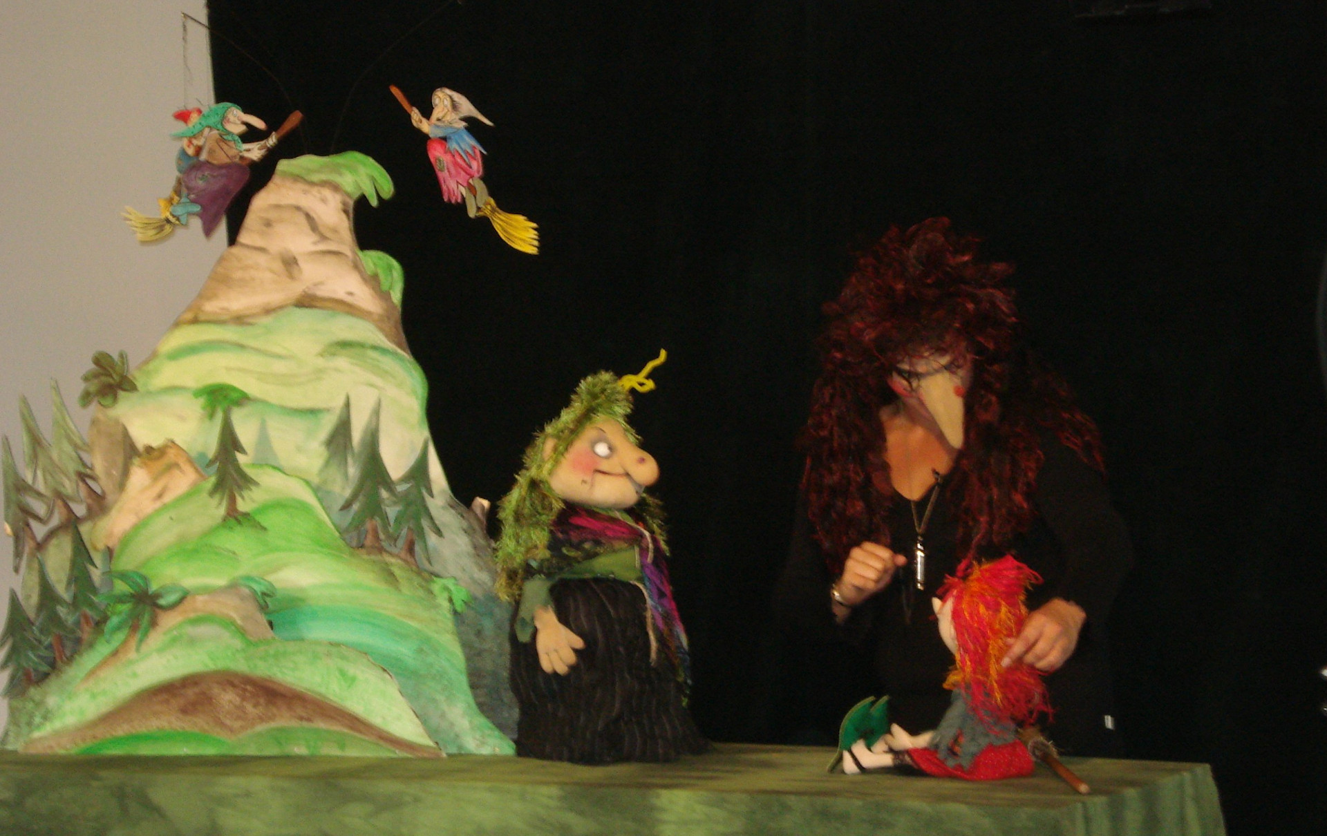 Puppentheater "Die kleine Hexe"